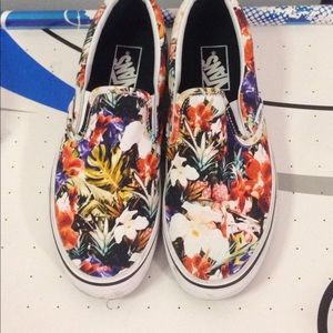 Vans men's   sizes 7 1/2 tropical print new wt